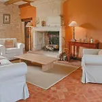 Nyaraló Awesome Home In St Maixent De Beugne Saint-Maixent-de-Beugné