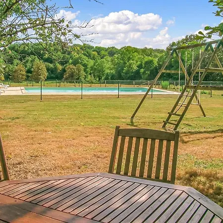 Stunning In St Maixent De Beugne Ferienhaus *