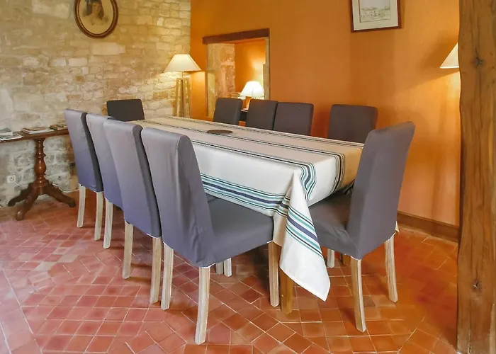 Casa vacanze Stunning In St Maixent De Beugne