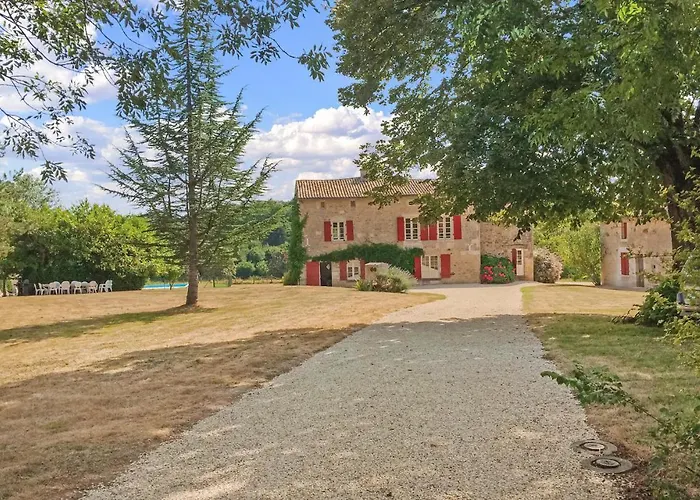 Stunning In St Maixent De Beugne * Saint-Maixent-de-Beugné